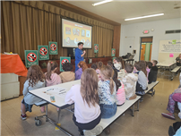 Justin Colon speaks to students thumbnail264916