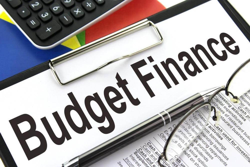 Clipboard containing document with title Budget Finance