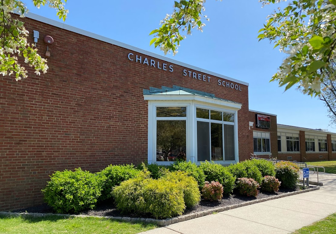 VIEW OF CHARLES STREET SCHOOL Door 1 2023
