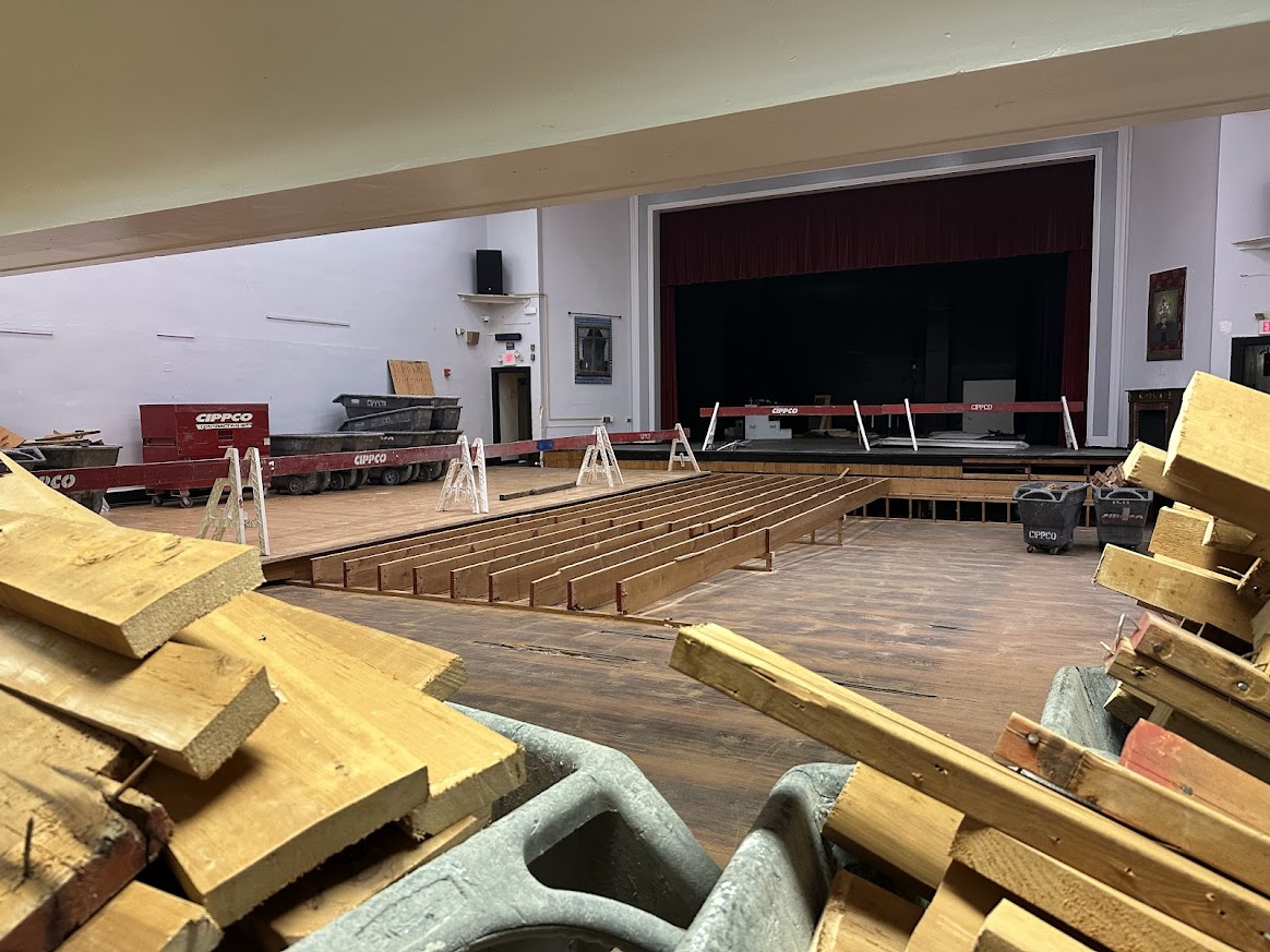 demo of auditorium floating floor with stringers showing