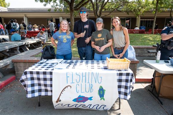 Fishing Club